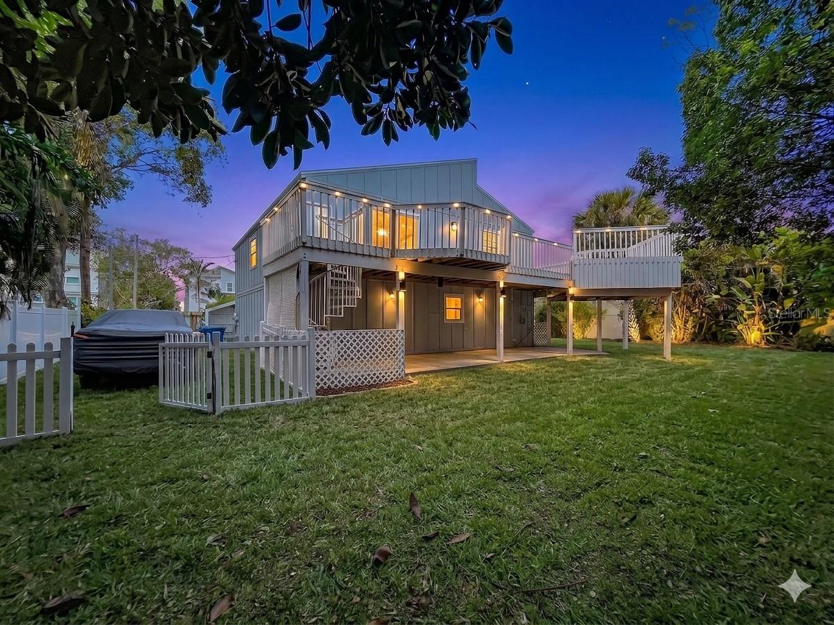 INDIAN BLUFF ISLAND - Residential