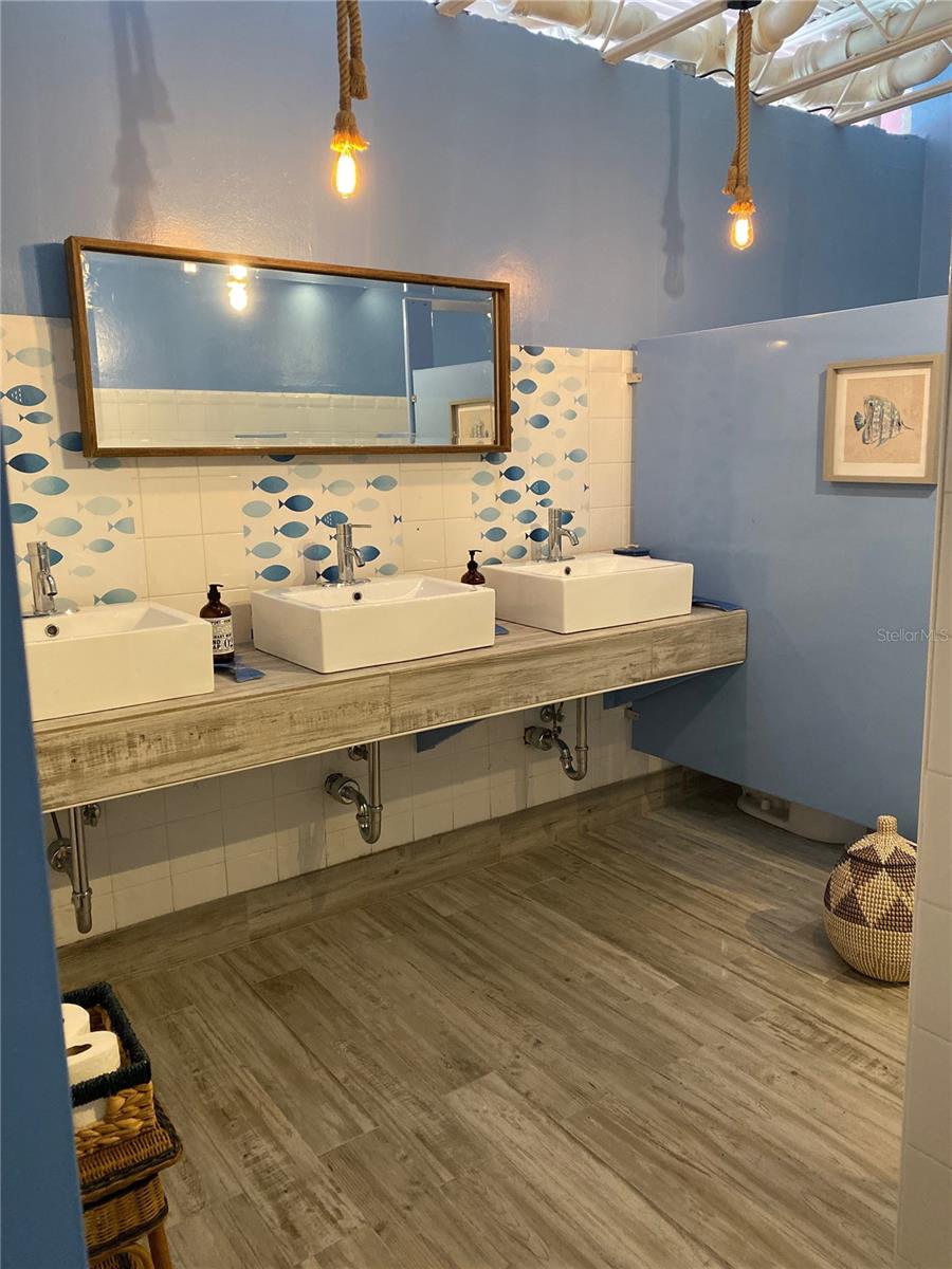 FIRST BANK, SANTURCE - Commercial Sale