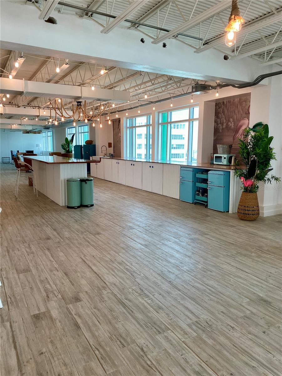 FIRST BANK, SANTURCE - Commercial Sale