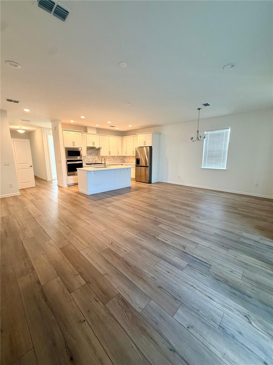 WESTHAVEN AT OVATION 111/89 LOT 88 - Residential Lease