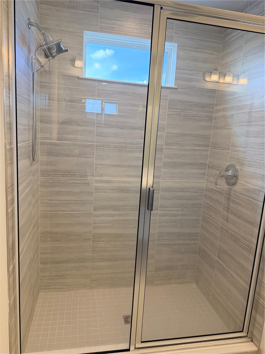 WESTHAVEN AT OVATION 111/89 LOT 88 - Residential Lease