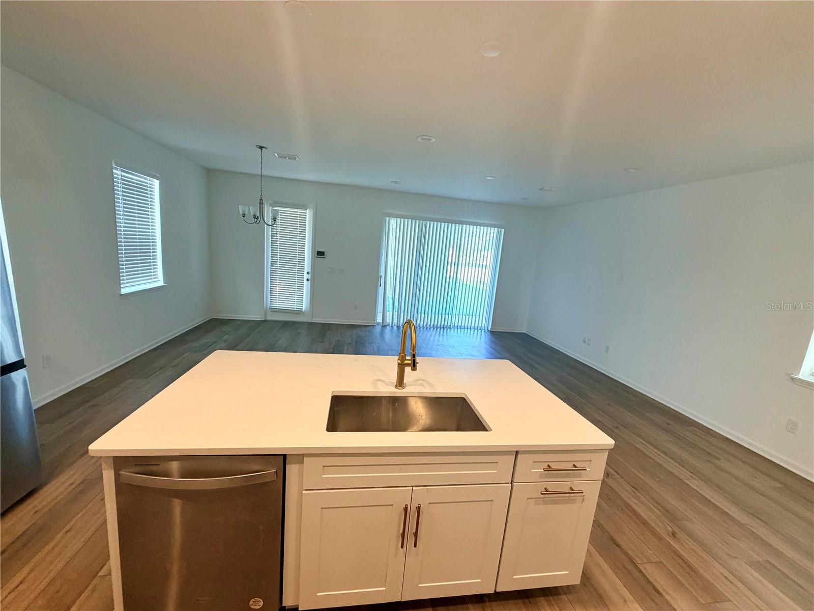 WESTHAVEN AT OVATION 111/89 LOT 88 - Residential Lease