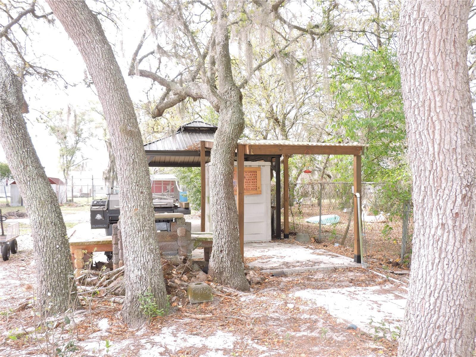 LAKE PIERCE RANCHETTES - Residential