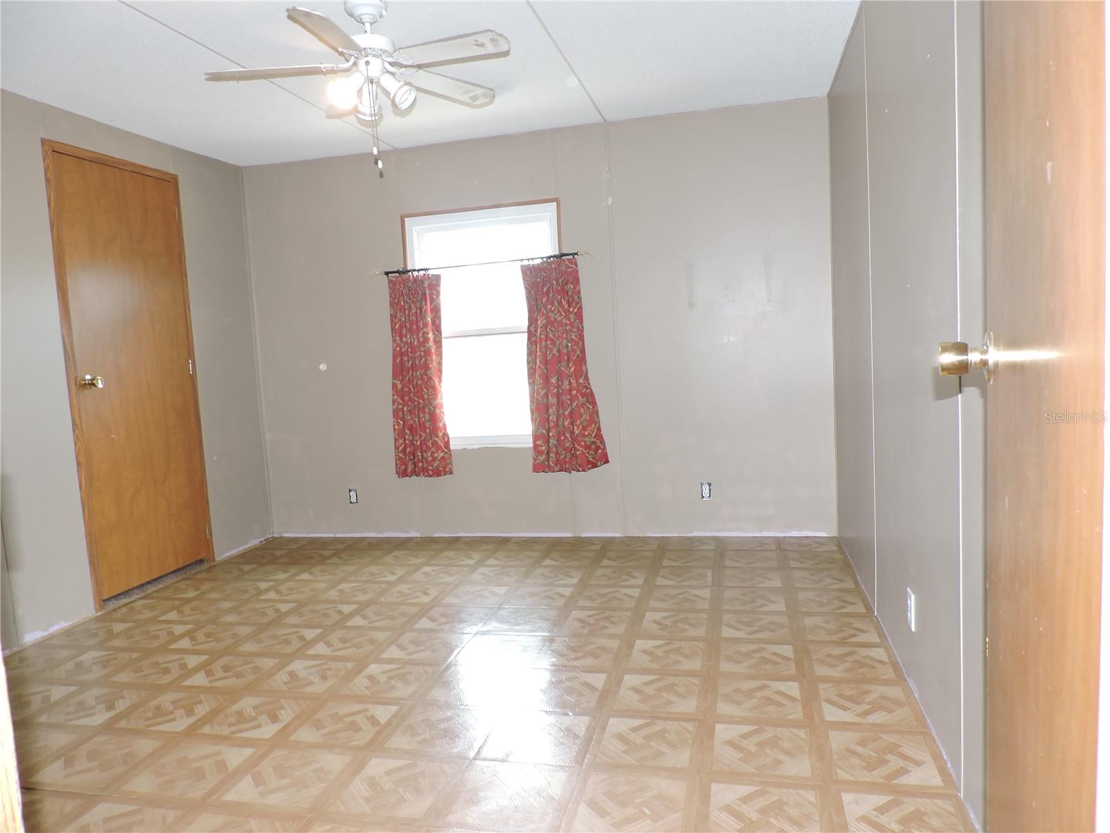 LAKE PIERCE RANCHETTES - Residential