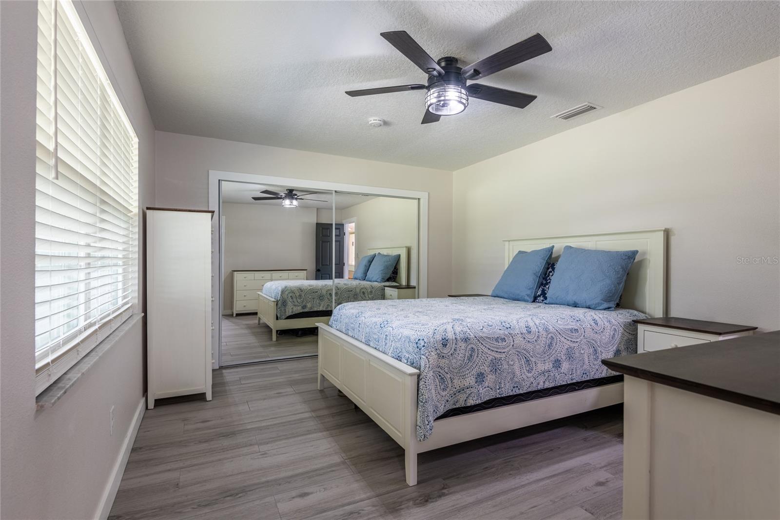 PASCO LAKE ESTATES - Residential