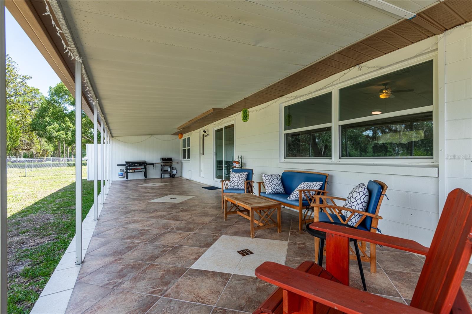PASCO LAKE ESTATES - Residential