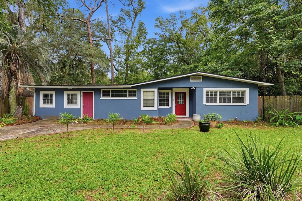 Photo of 630 NW 35th Terrace, Gainesville, FL 32607 (MLS # GC542611)