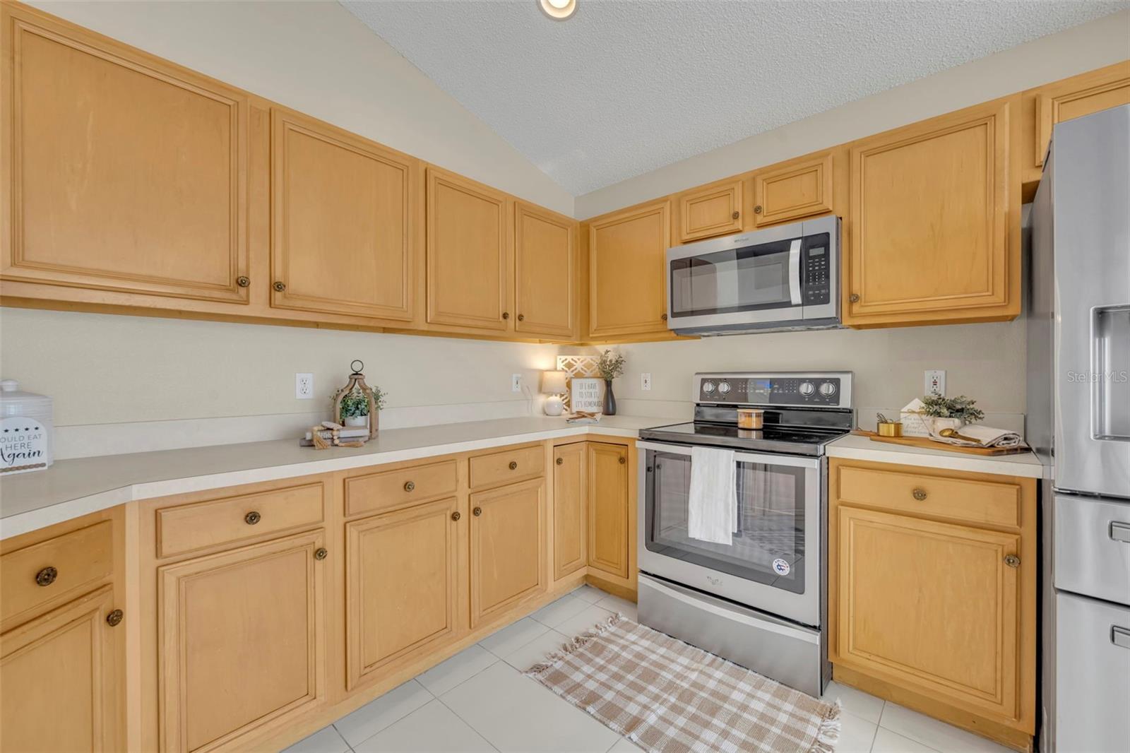 WATERFORD CHASE VILLAGE TR D - Residential