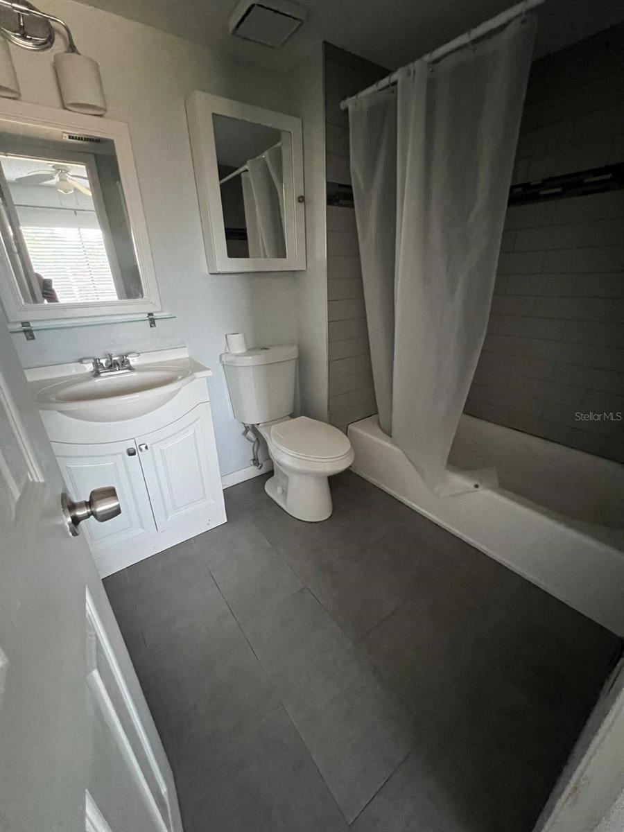 SUNSET GROVE CONDO - Residential Lease