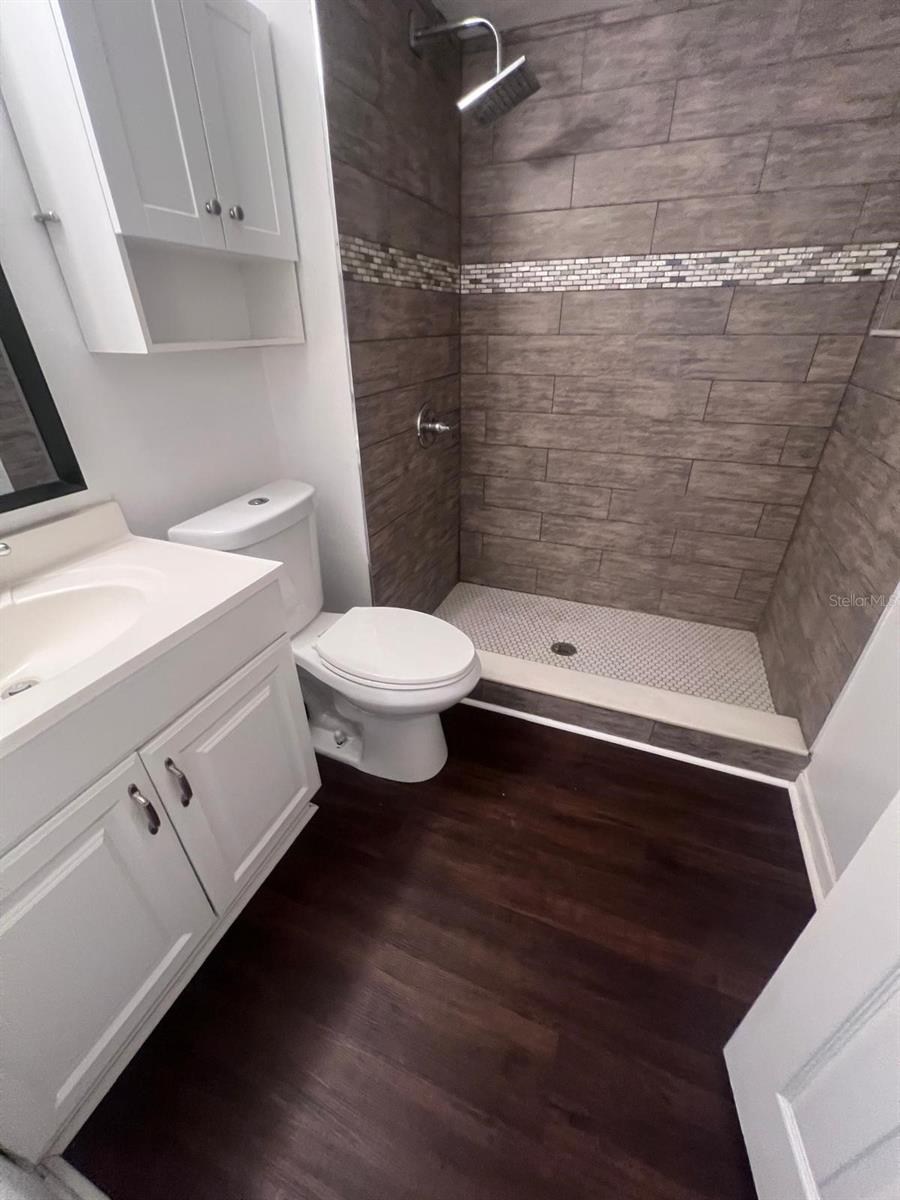 SUNSET GROVE CONDO - Residential Lease