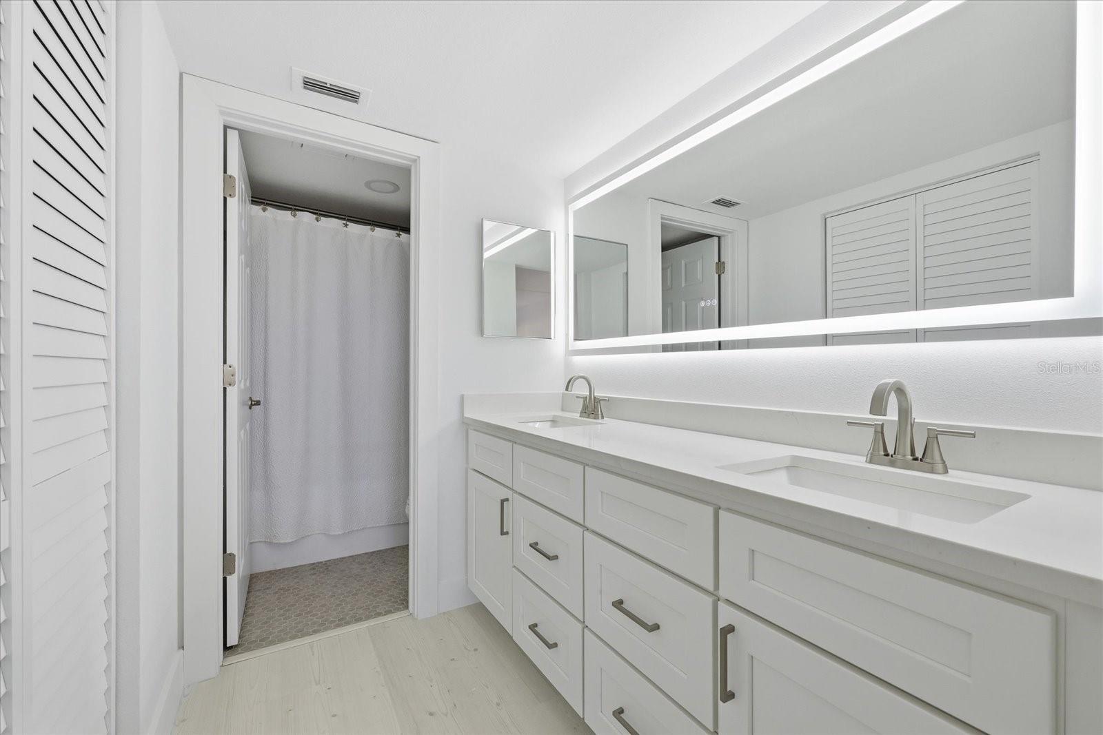 SEAPOINTE TERRACE CONDO - Residential