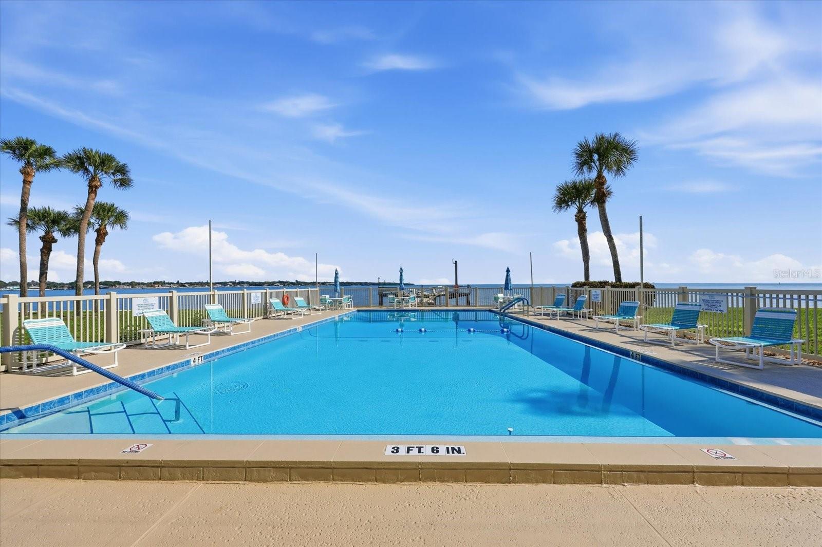 7520 SUNSHINE SKYWAY LANE S T19