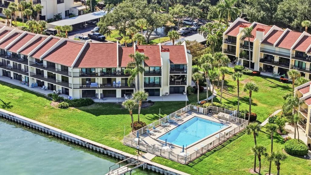 Photo of 7520 Sunshine Skyway Lane S #T19, St Petersburg, FL 33711 (MLS # TB8453940)