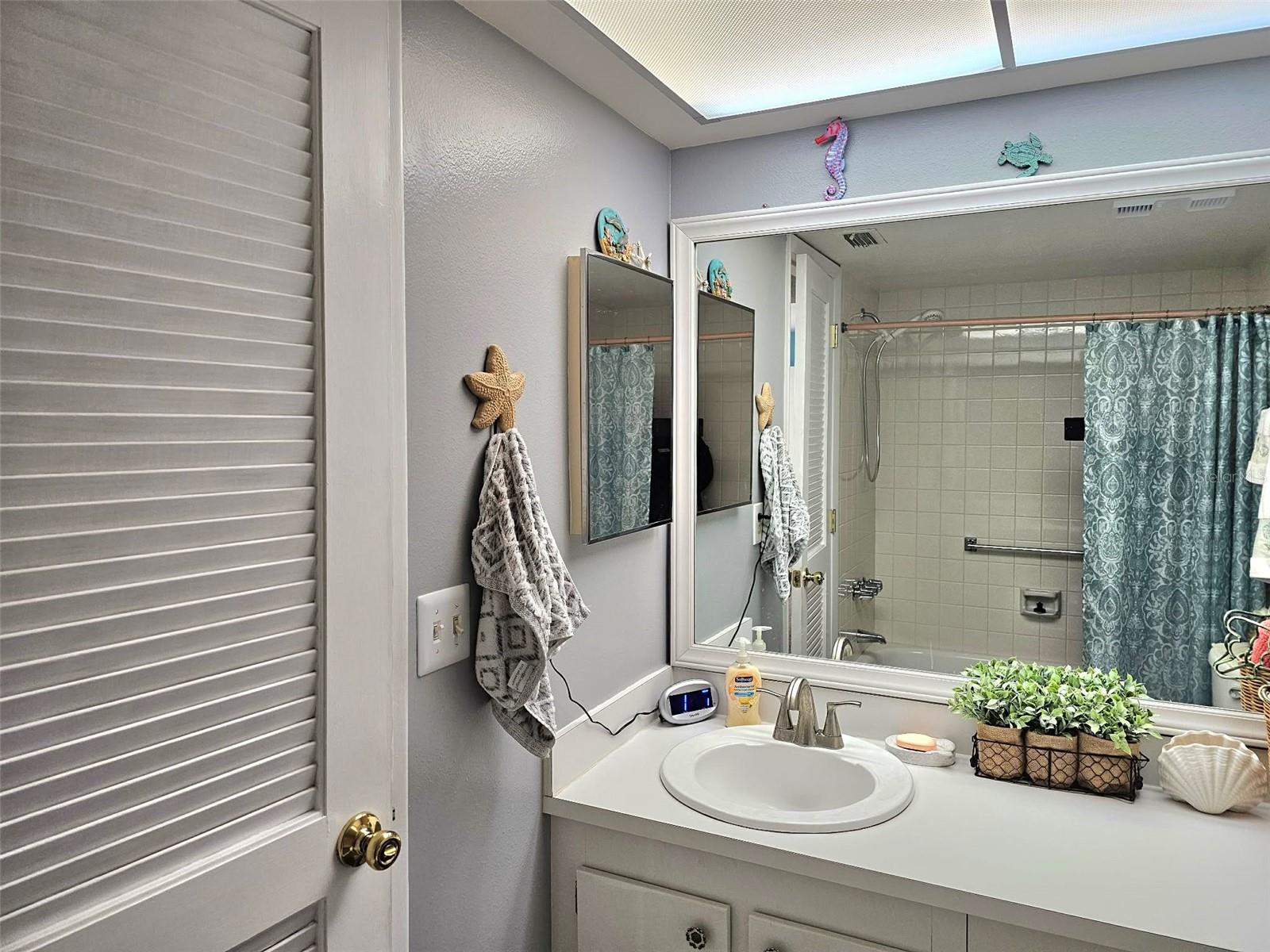 DESOTO SQUARE VILLAS - Residential