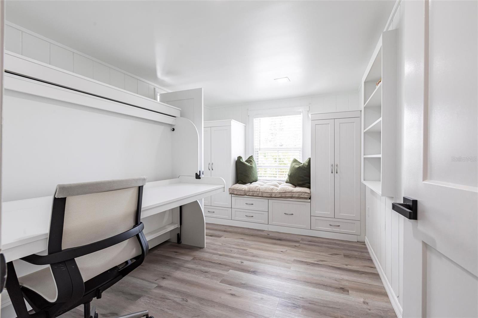 LONGBEACH REV OF R P JORDANS SUB - Residential Lease