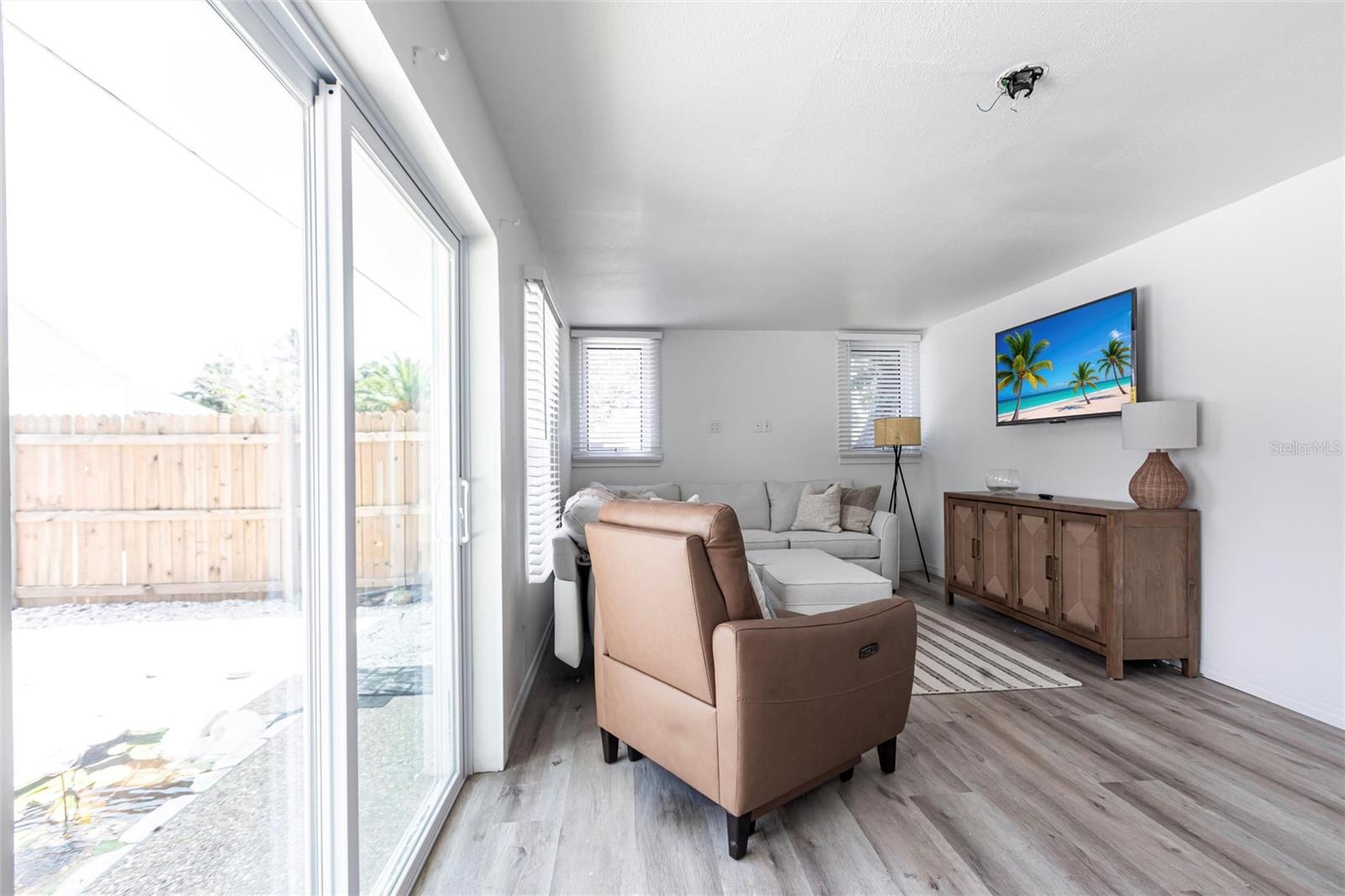 LONGBEACH REV OF R P JORDANS SUB - Residential Lease