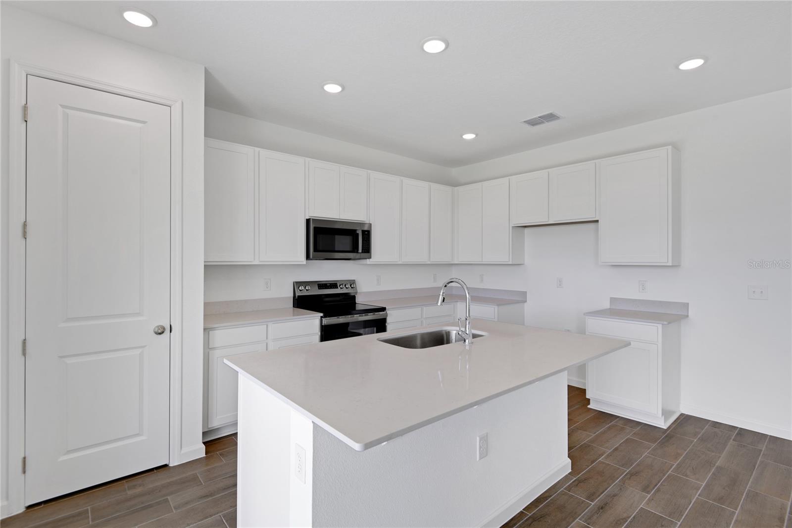 SEASONS AT BELLA VISTA - Residential