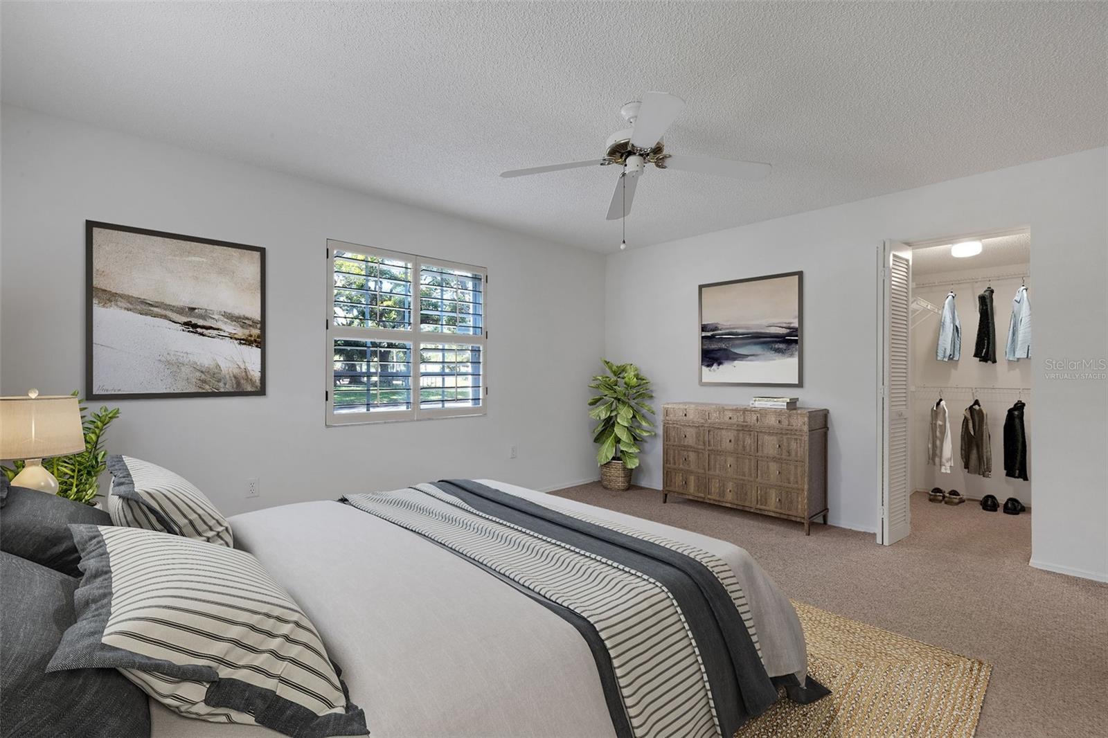 528 W VENICE AVENUE # 1