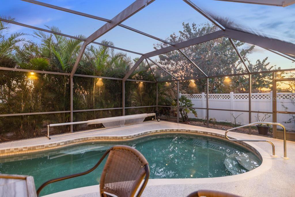 ROTONDA WEST PEBBLE BEACH - Residential