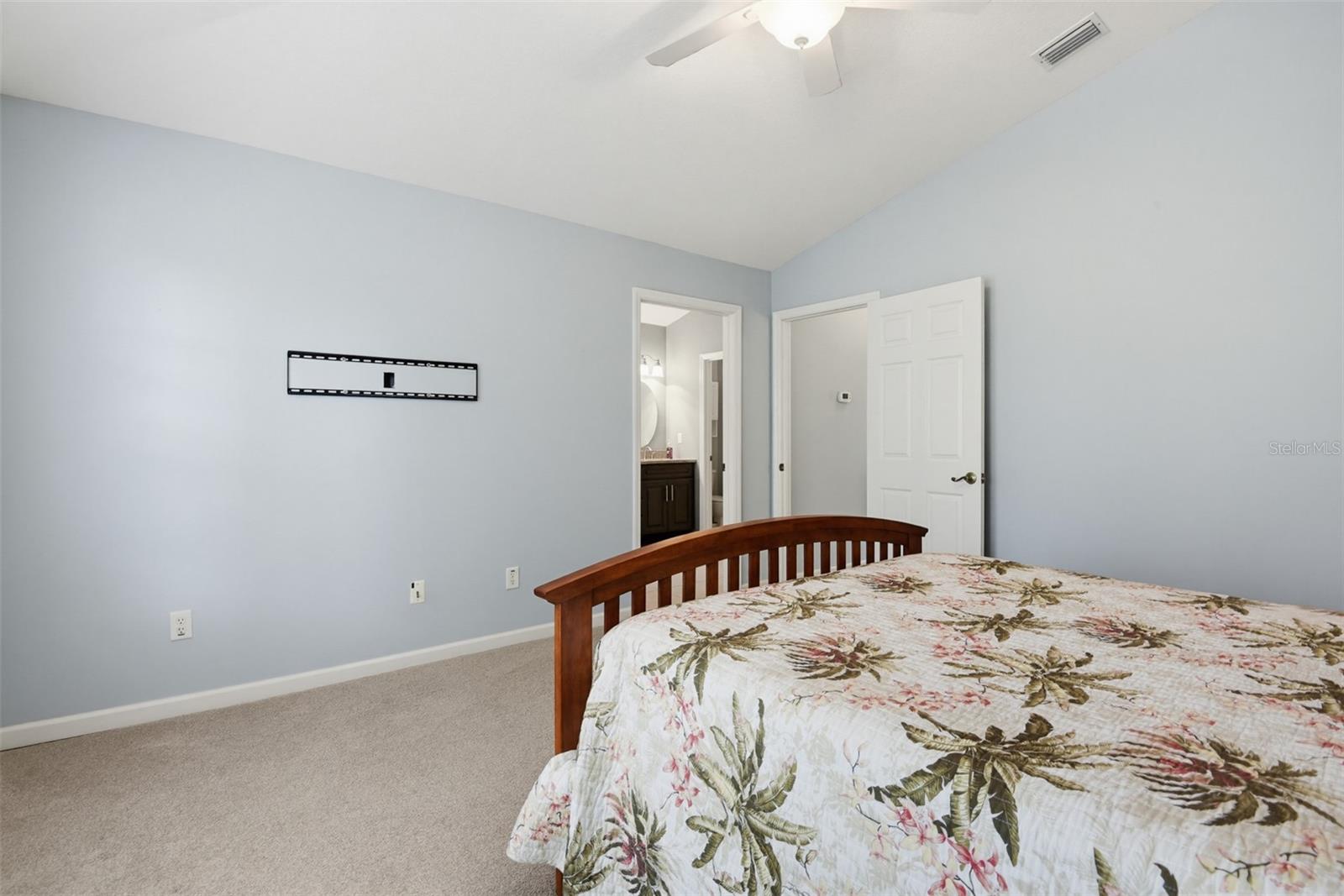 BRIDGEWATER/FLAGLER BEACH - Residential