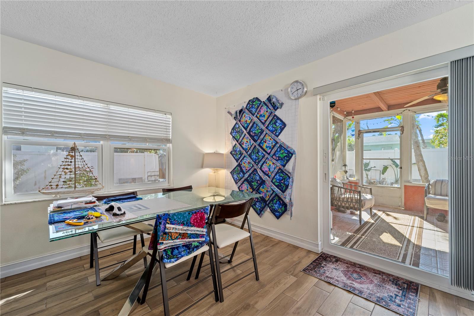 THREE PALMS POINT - Residential