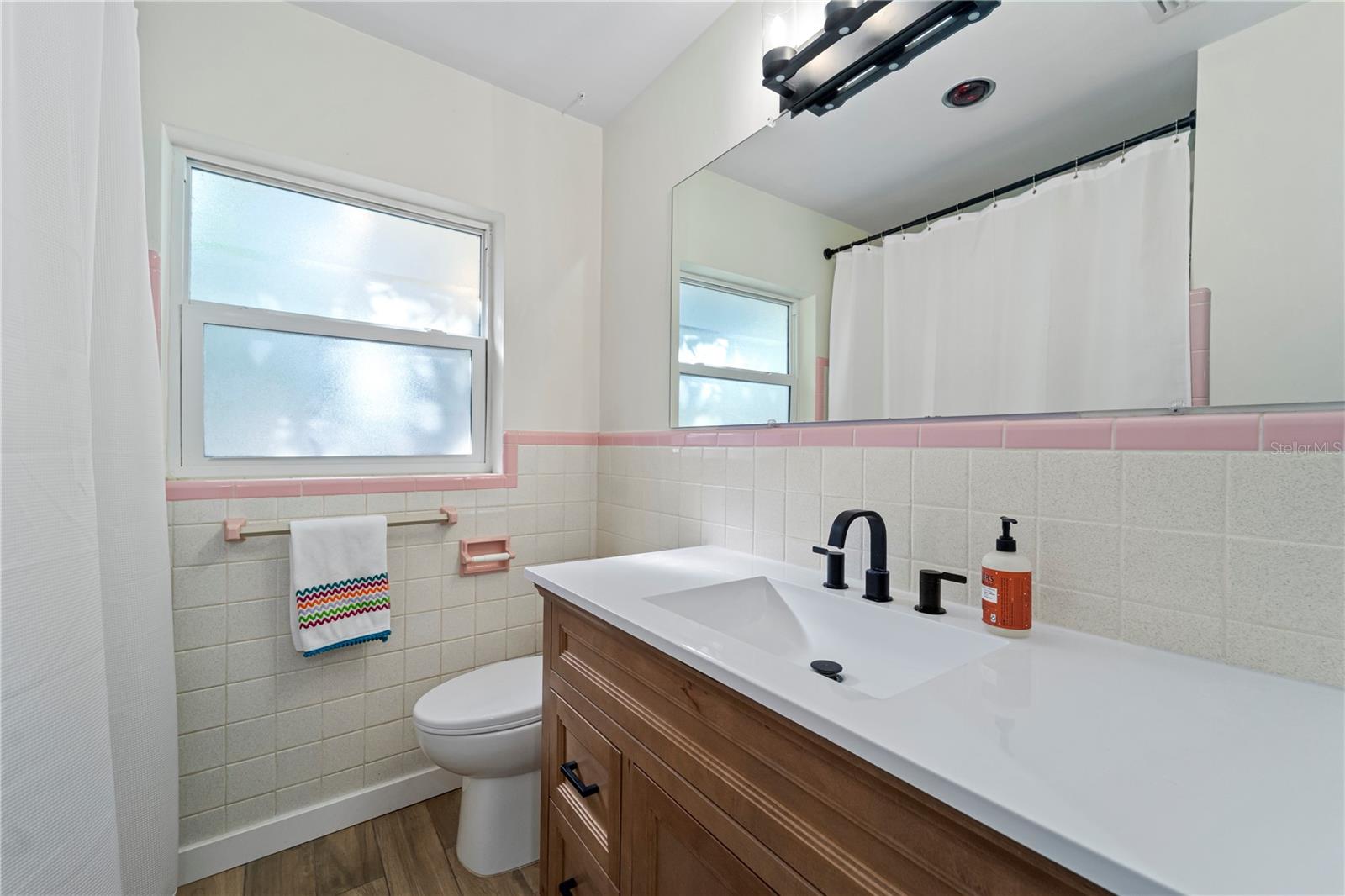 THREE PALMS POINT - Residential