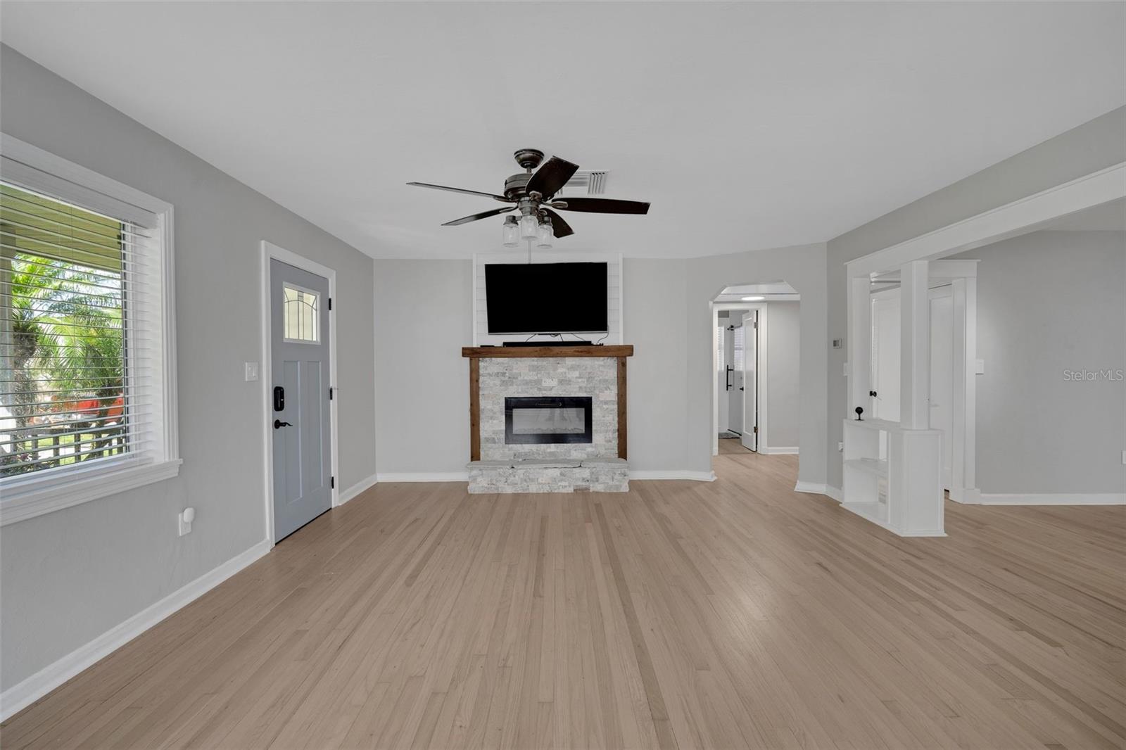 1235 14TH STREET N
