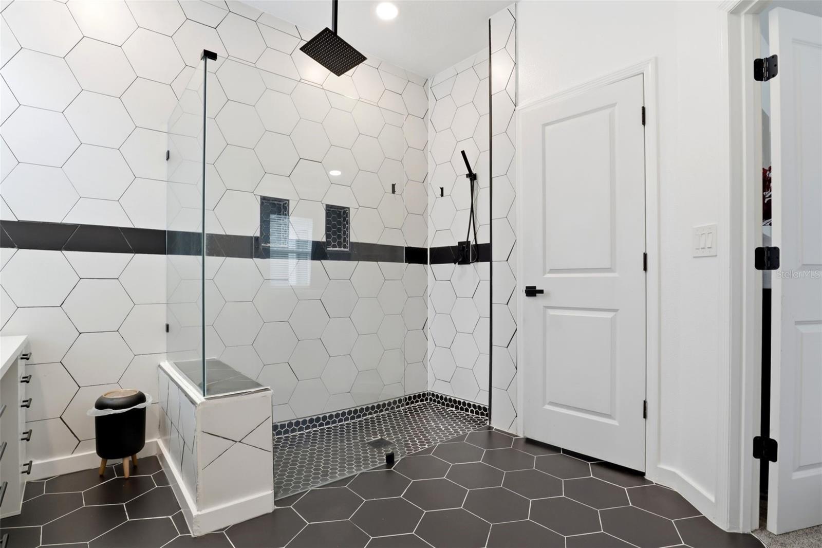 PINE GLEN - Residential