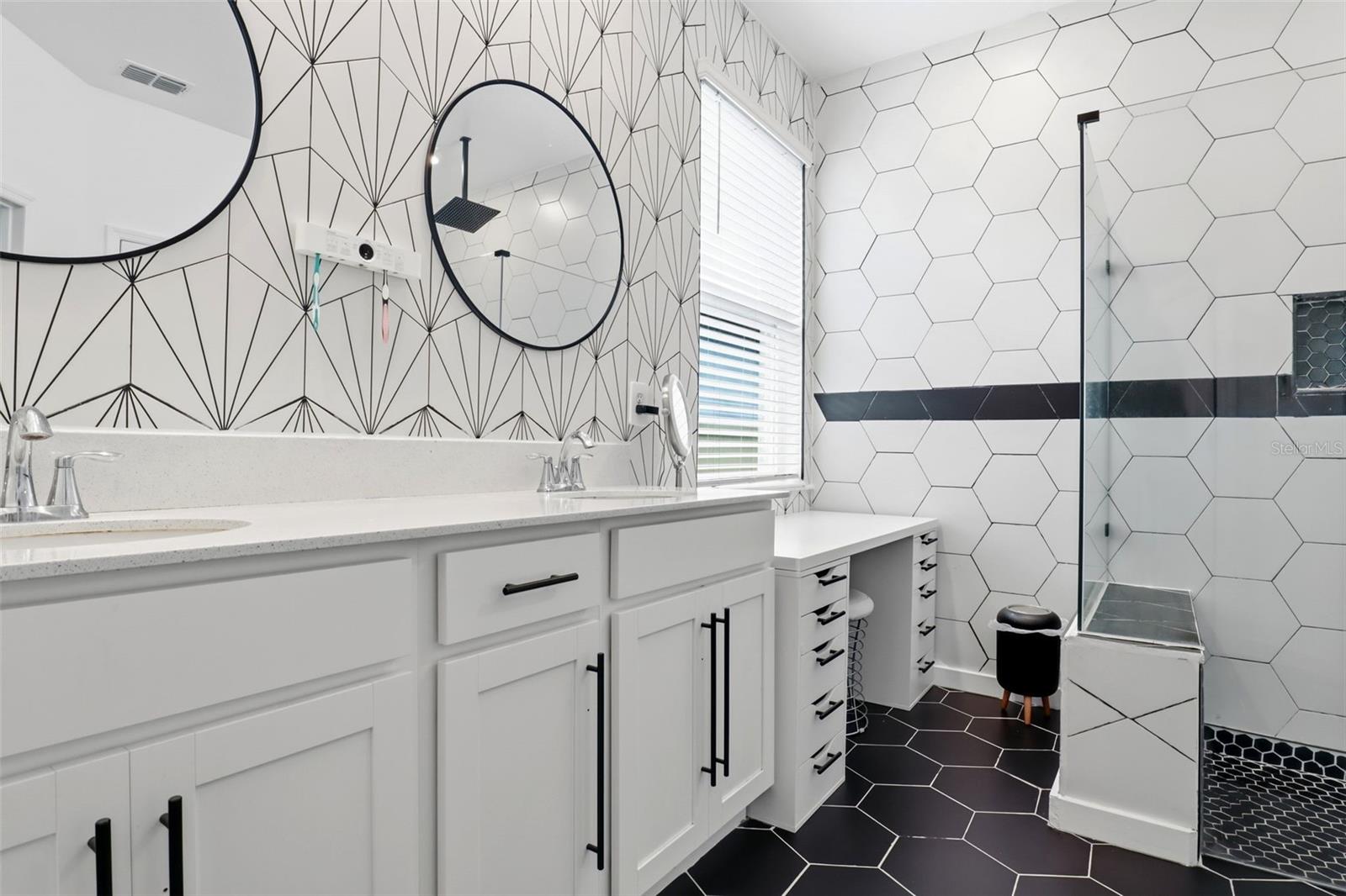 PINE GLEN - Residential