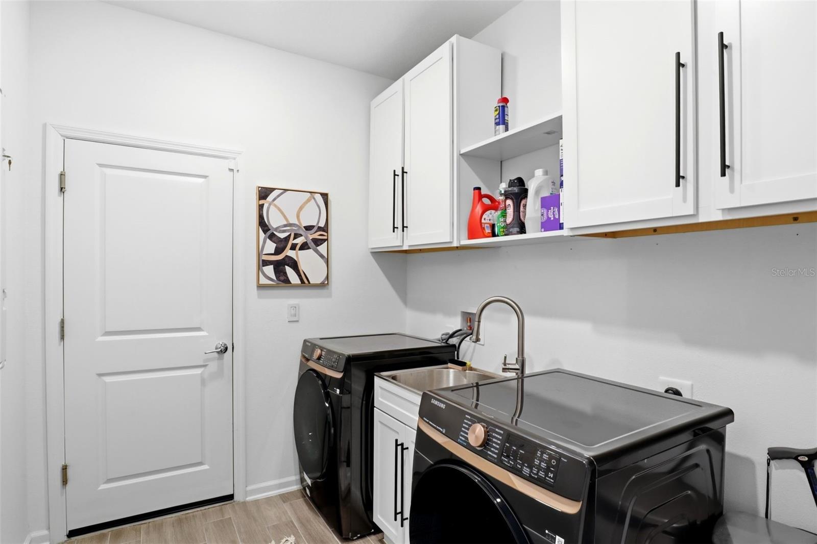 PINE GLEN - Residential