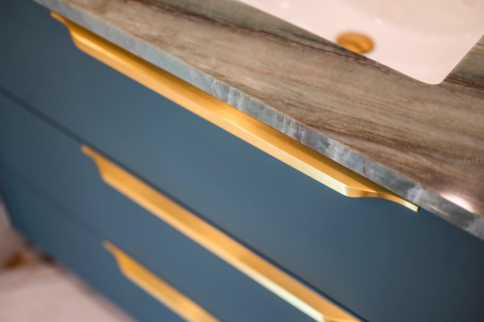 HARBOR VIEW ON GOLDEN GATE POINT - Residential