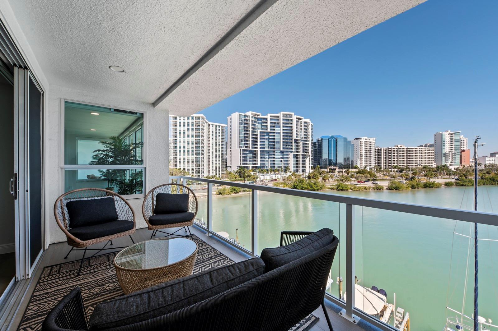 HARBOR VIEW ON GOLDEN GATE POINT - Residential