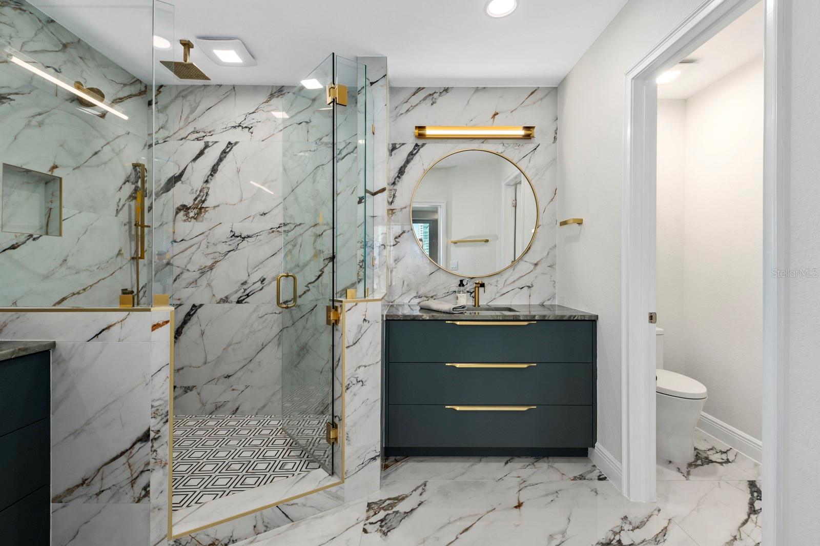 HARBOR VIEW ON GOLDEN GATE POINT - Residential