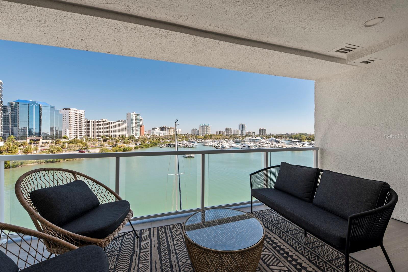 HARBOR VIEW ON GOLDEN GATE POINT - Residential