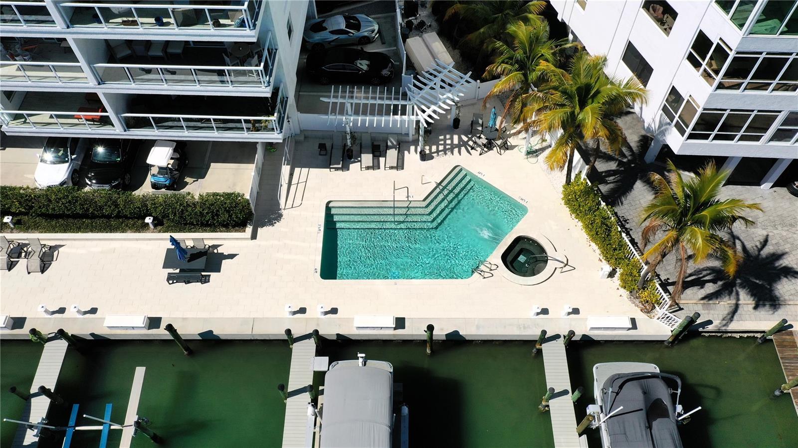 HARBOR VIEW ON GOLDEN GATE POINT - Residential