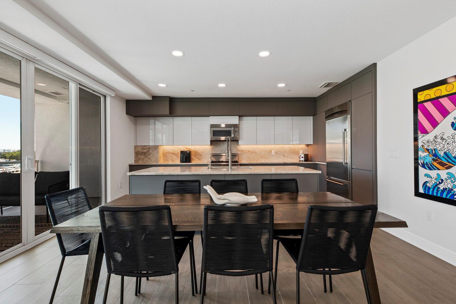 HARBOR VIEW ON GOLDEN GATE POINT - Residential