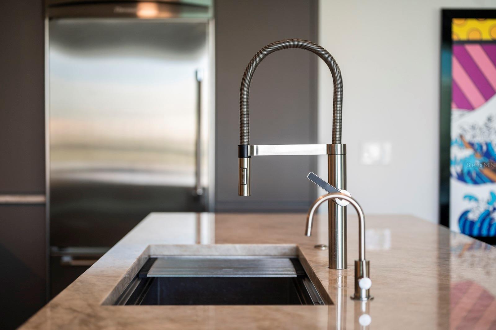 HARBOR VIEW ON GOLDEN GATE POINT - Residential