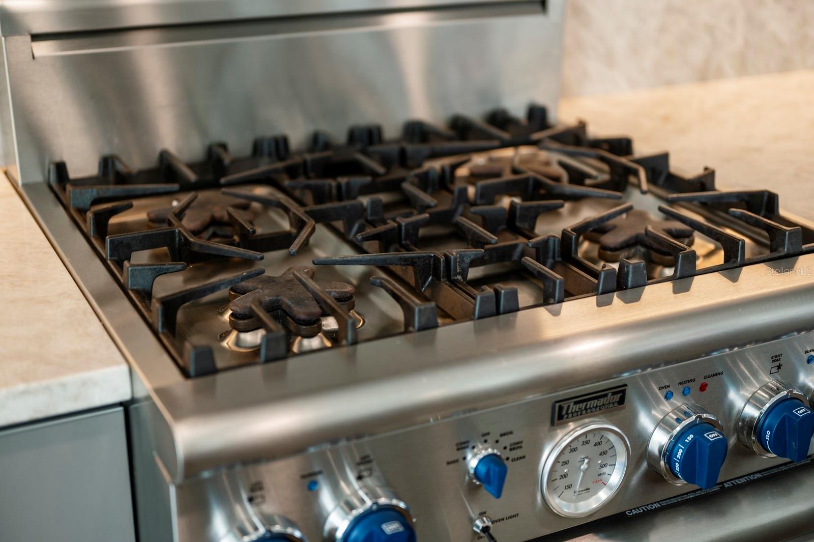 HARBOR VIEW ON GOLDEN GATE POINT - Residential