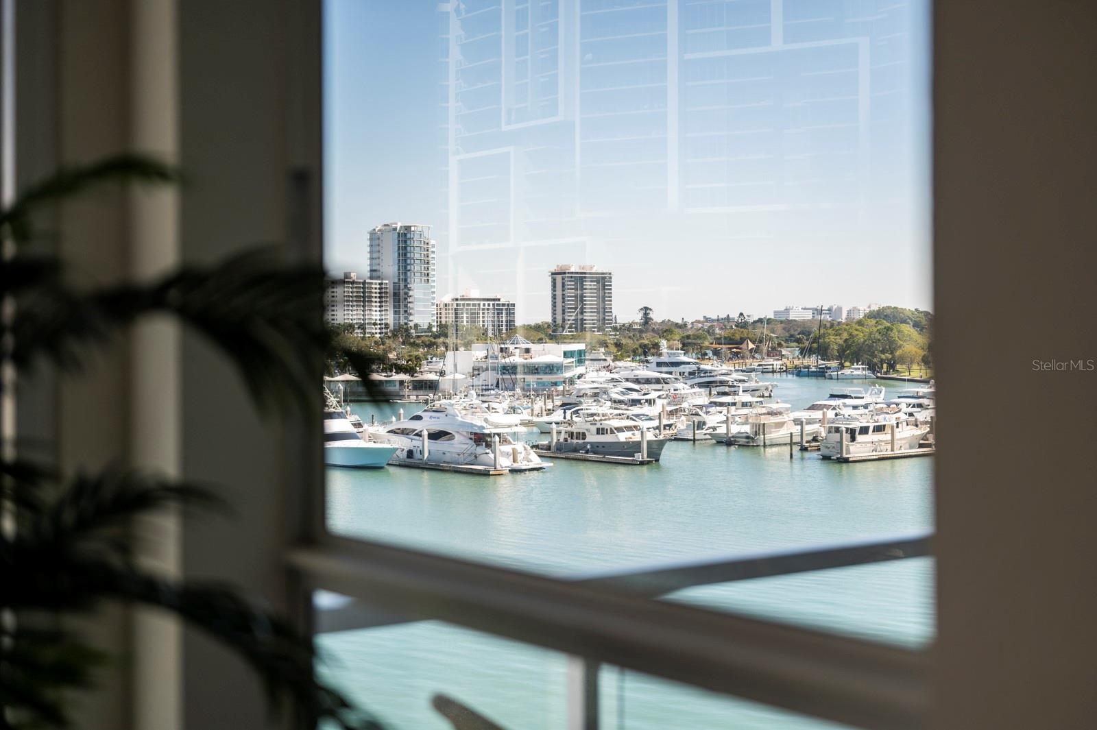 HARBOR VIEW ON GOLDEN GATE POINT - Residential