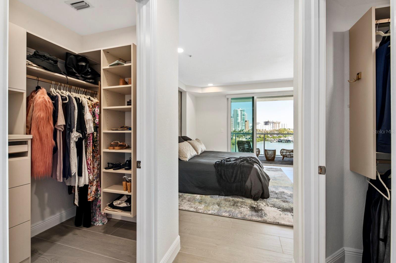 HARBOR VIEW ON GOLDEN GATE POINT - Residential