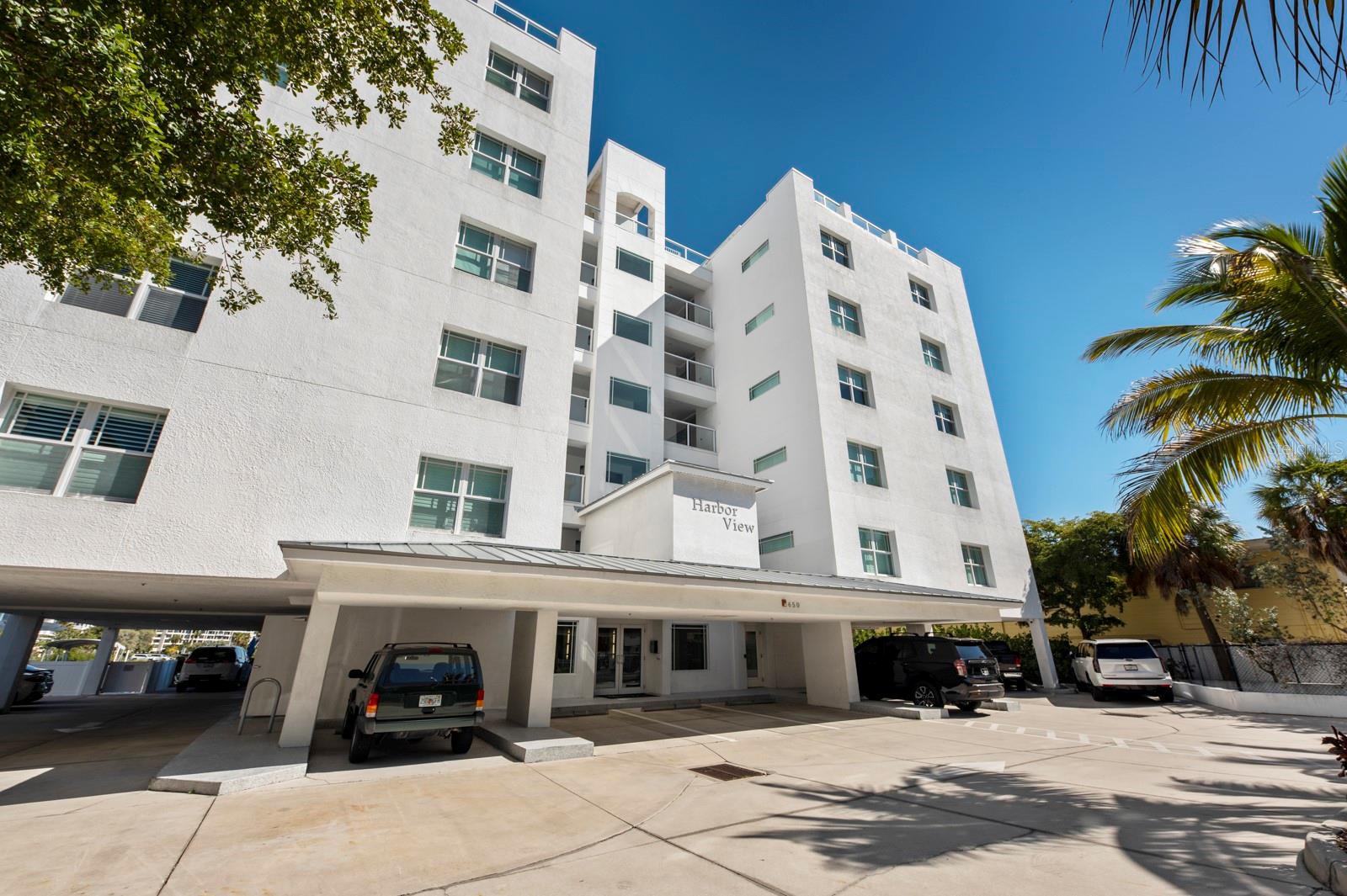 HARBOR VIEW ON GOLDEN GATE POINT - Residential