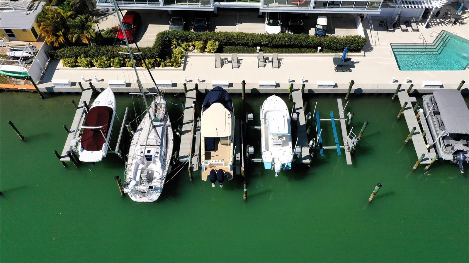 HARBOR VIEW ON GOLDEN GATE POINT - Residential