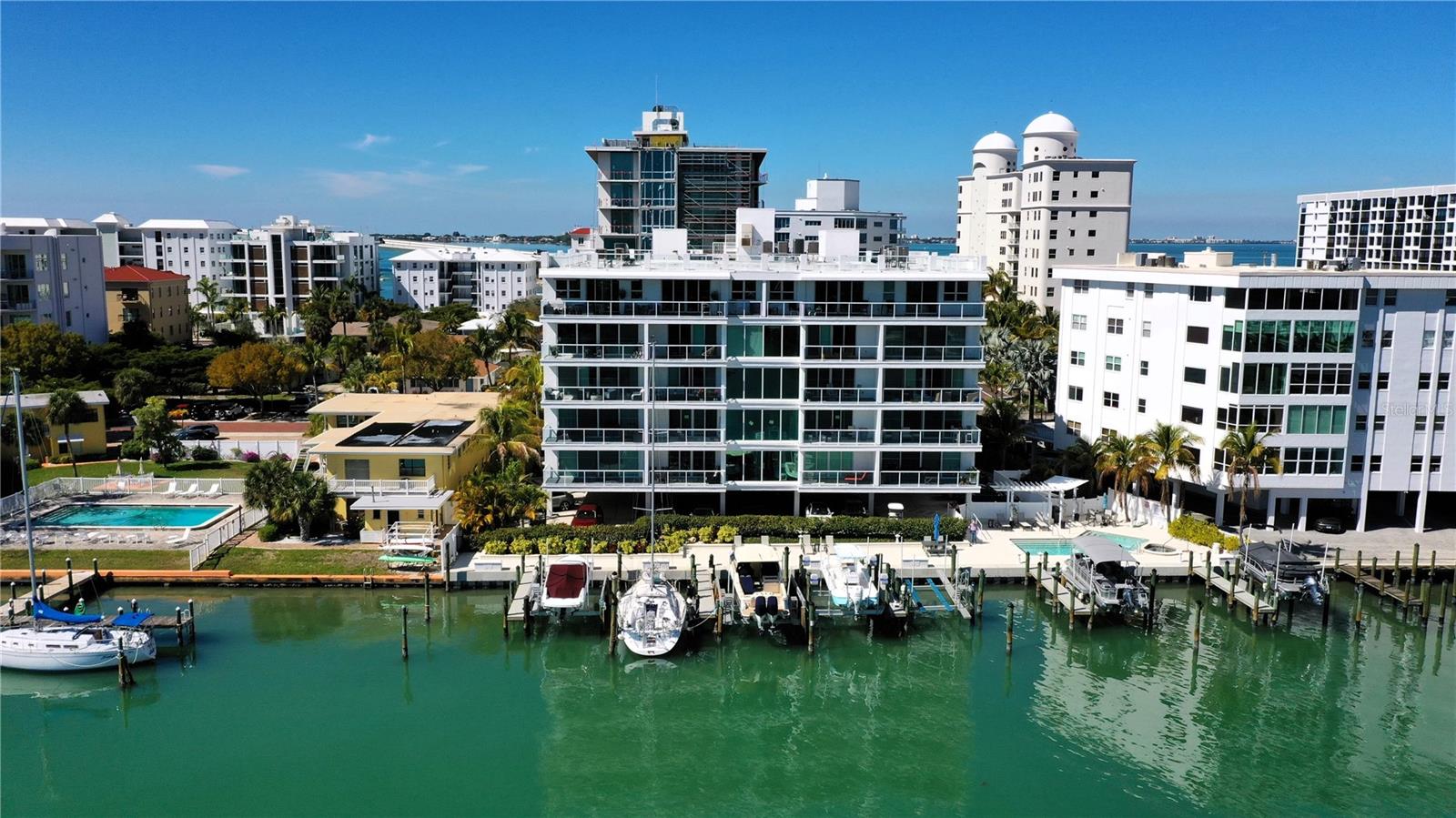 HARBOR VIEW ON GOLDEN GATE POINT - Residential