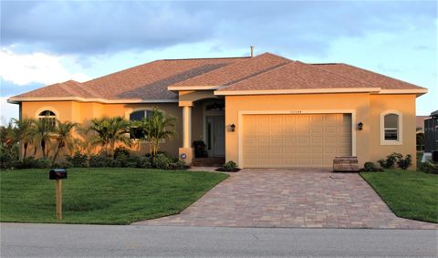 A home in PORT CHARLOTTE