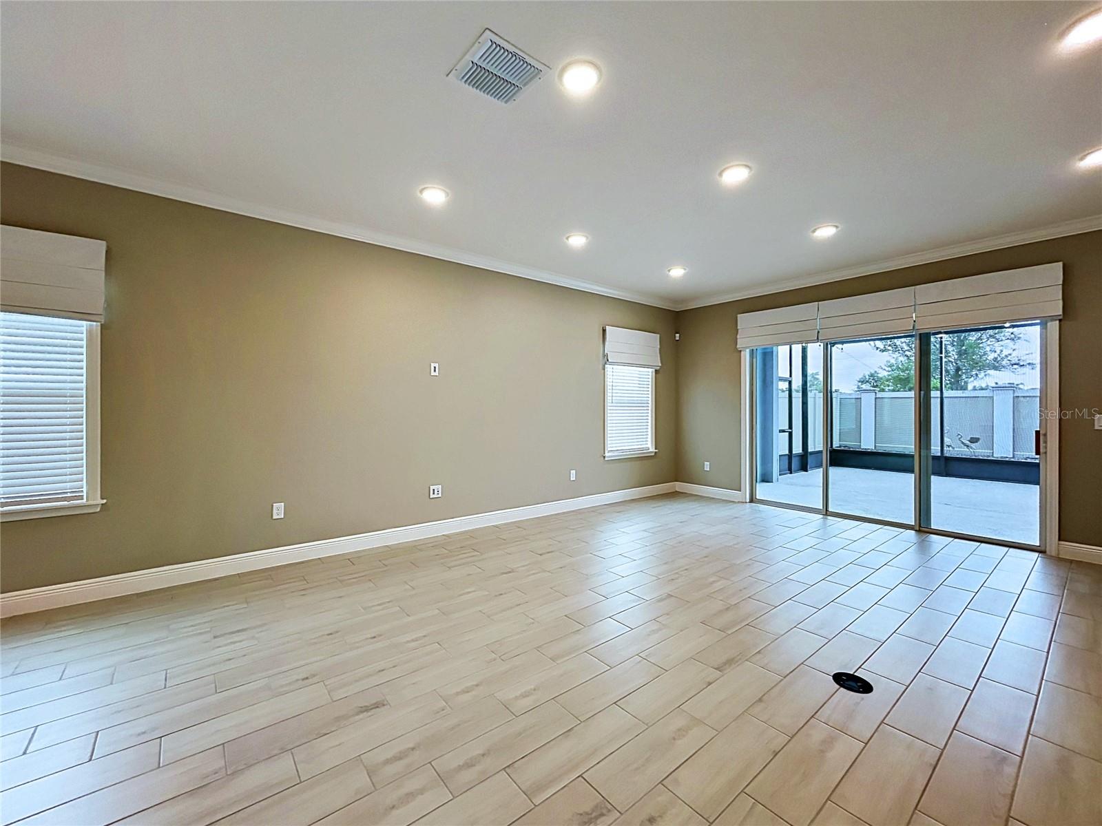 MIRADA PCLS 20 & 22 - Residential