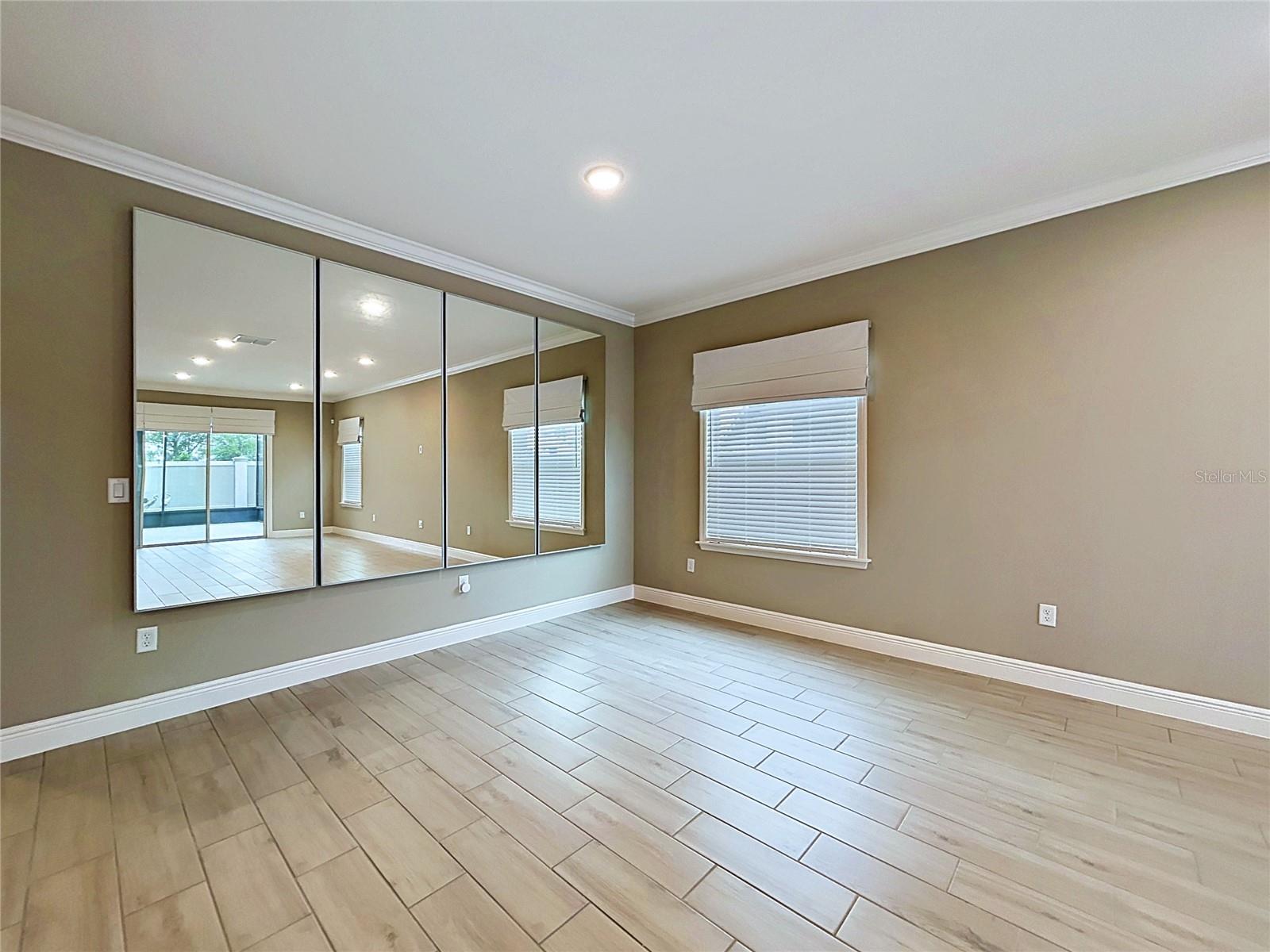 MIRADA PCLS 20 & 22 - Residential
