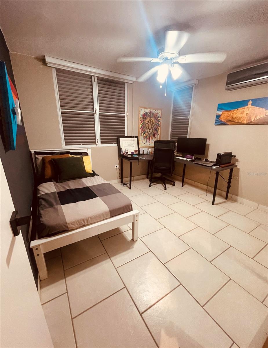 VILLA MERCEDES HOA - Residential