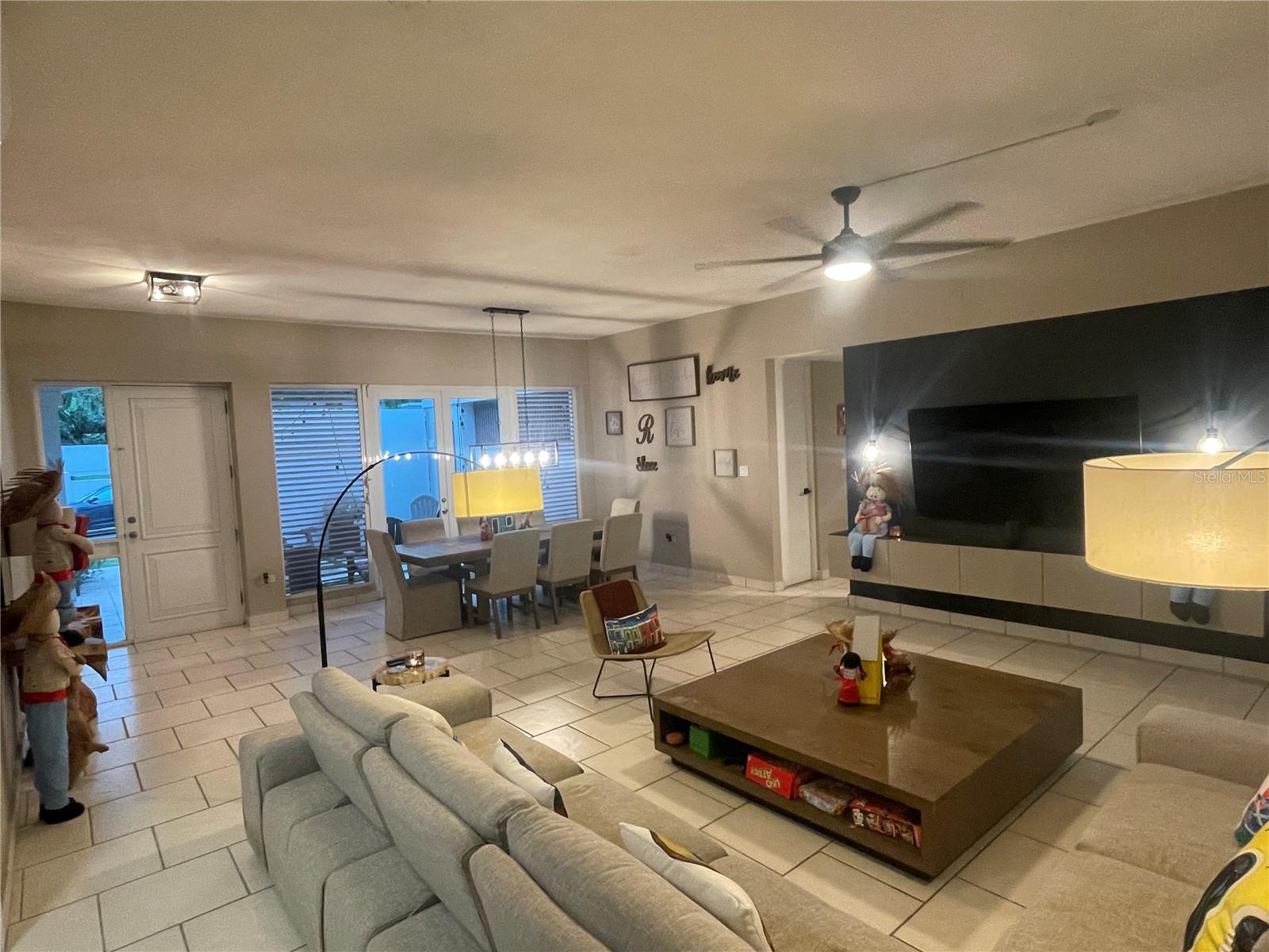 VILLA MERCEDES HOA - Residential