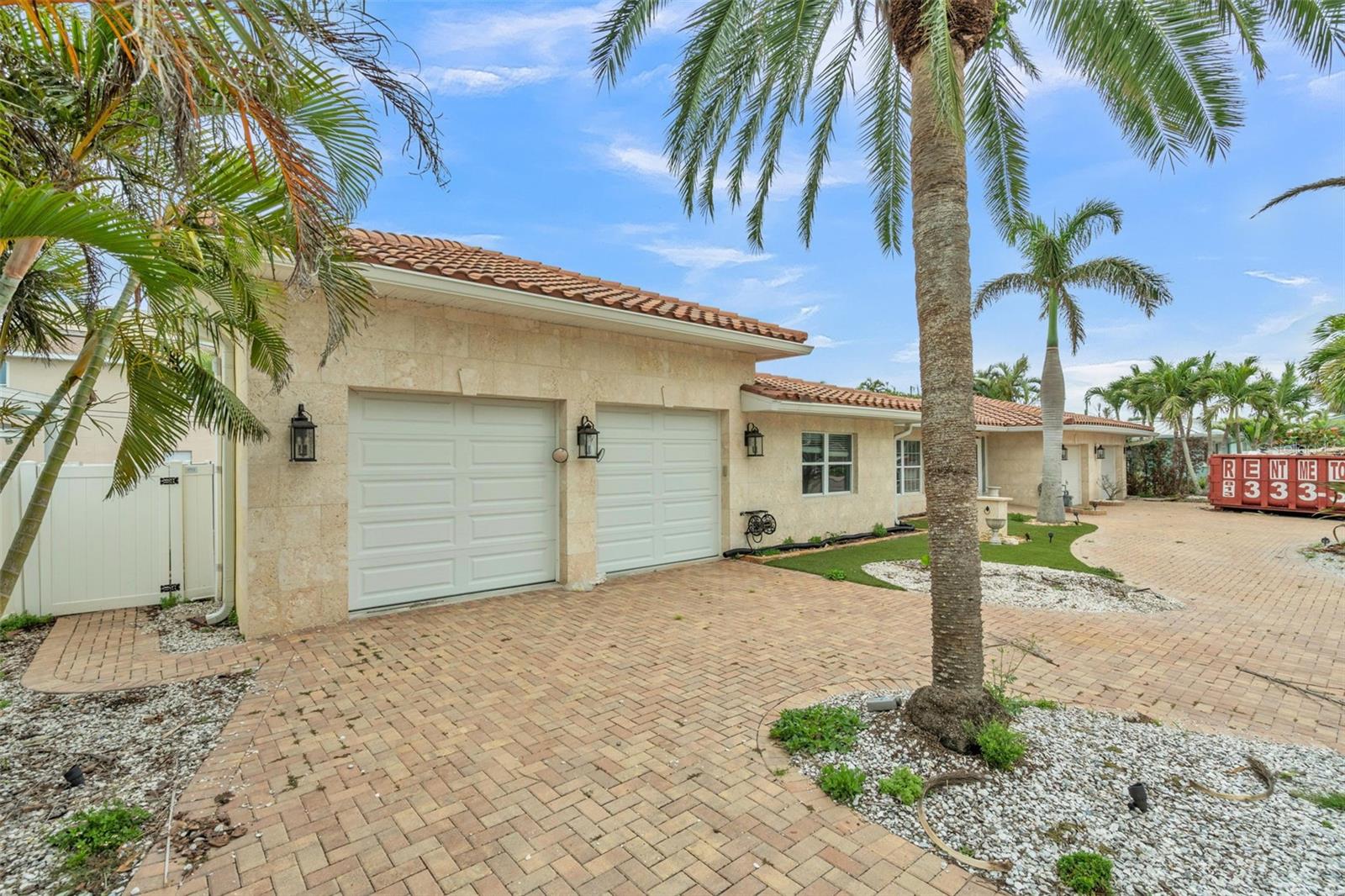 CARLOUEL SUB - Residential