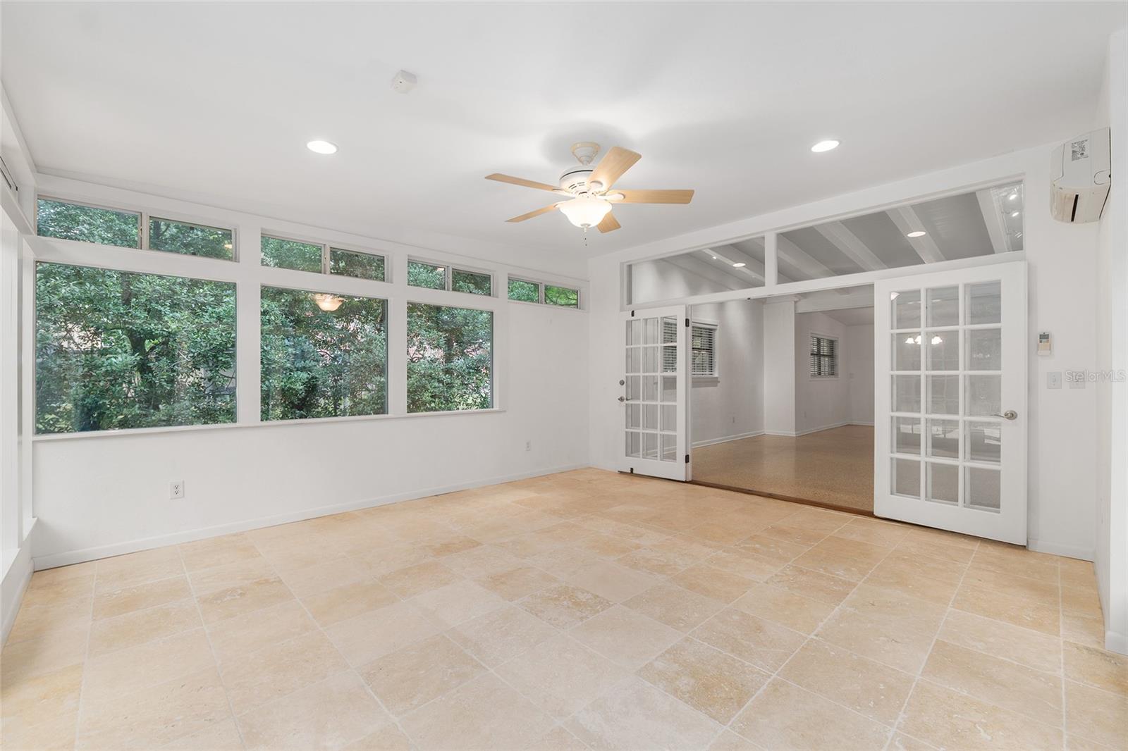 IDYLWILD SOUTH-ADDITION -SERENOLA - Residential